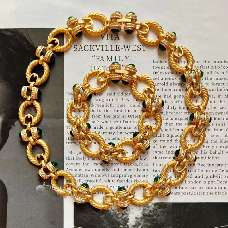 

Fashion Trend Vintage Literature Elegant Quality Shining Rhinestone Inlaid Gems Fried Dough Twists Knitted Necklace Bracelet