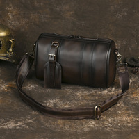 Layer Cowhide Vintage Men's Crossbody Round Bucket Simple Shoulder Bag Large Capacity Messenger Bag Pillow Designer Luxury Bag