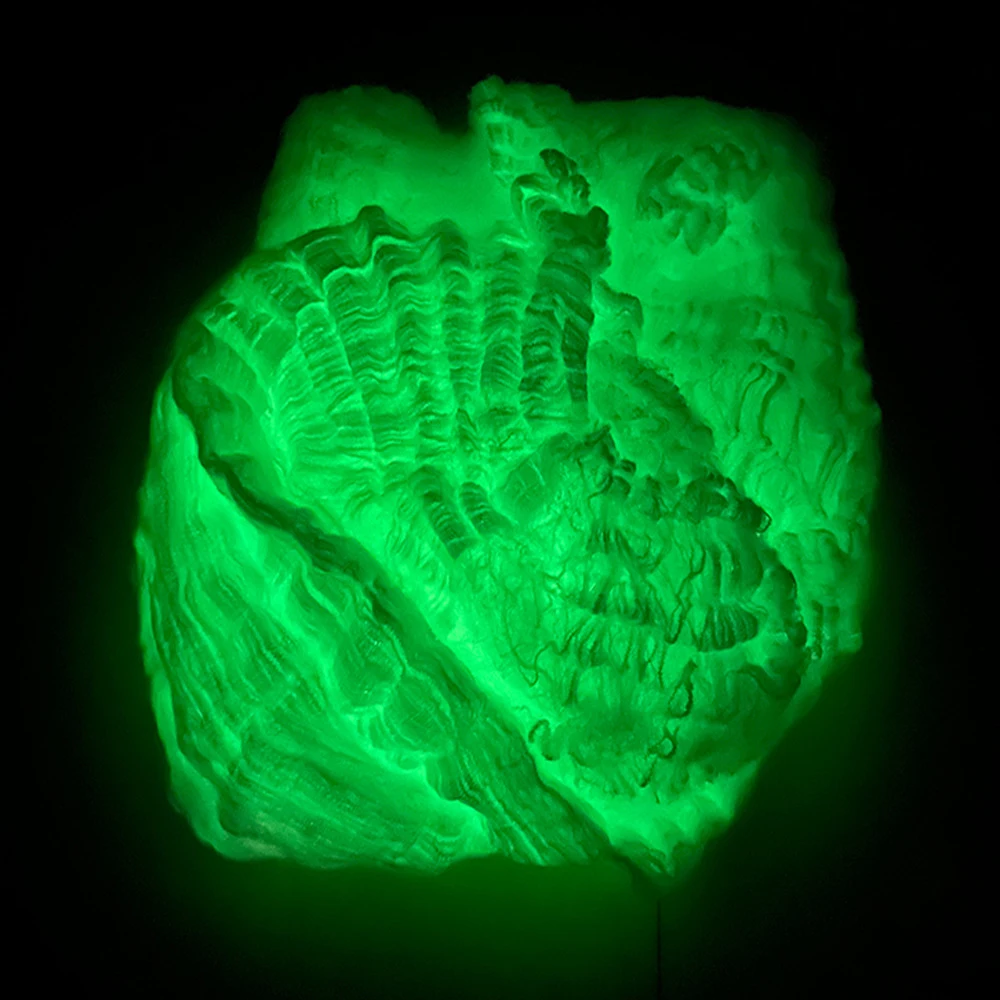 Fluoreszierende Halloween-Spinnennetze, im Dunkeln leuchtende Spinnennetze, Halloween-Spinnennetz, Horror-Dekorationen im Freien