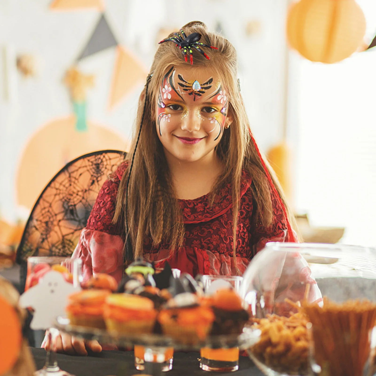 

4Pcs Halloween Spider Plastic Prank Props Party Decorations Realistic Spider Trick Supplies for Halloween Festival