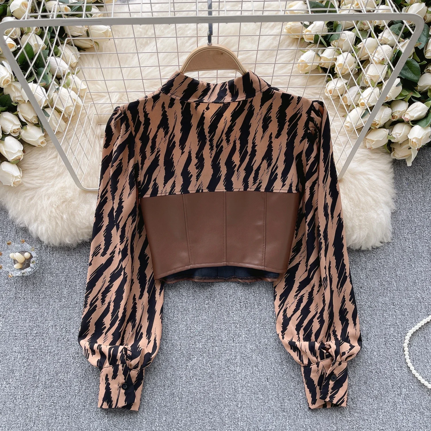 Women Vintage Lantern Long Sleeve Zebra-stripe Bandage Blouse Slim Elegant Korean Fashion Top Sexy Spring Summer Women Shirt