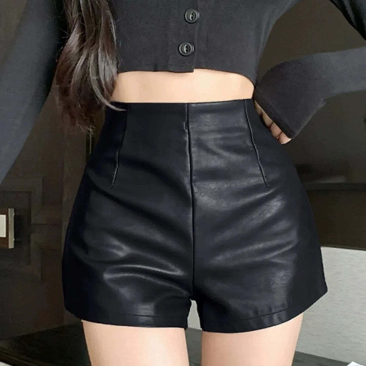 Women's New 2023 Autumn Black Leather Shorts High-waisted Slimming Tight A- line Casual Pants For Smooth Slimmed Silhouette