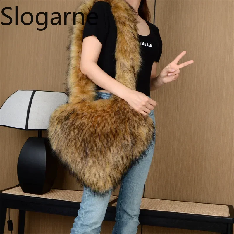 

Faux Fur Winter Women Handbags Cute Plush Ladies Heart Shaped Shoulder Bag Cute Clutch Purse Love Crossbody bags Messenger Bag