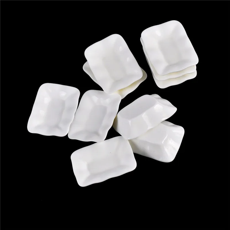 10pcs Dollhouse Miniature Resin Trays Plates Doll Kitchen Furniture Accessories Mini Food Dishes Tableware Kids Toys