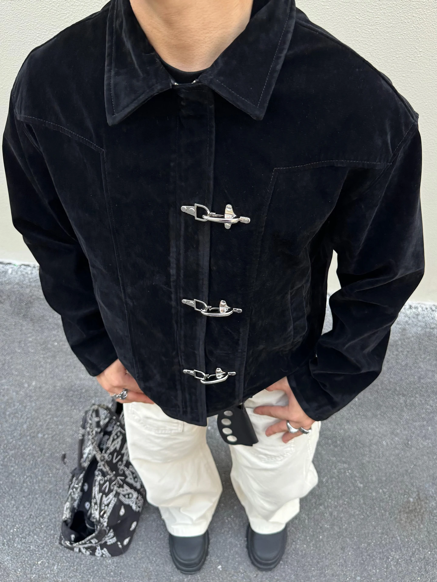 

Куртка Cleanfit из искусственной замши с металлическим декором, свободного кроя, унисекс, повседневная, в стиле авиационной тематики, премиум-класса