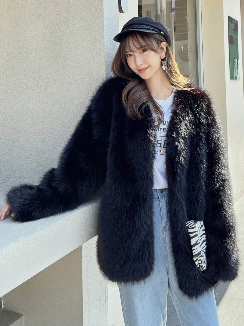 2024 winter new Eco friendly Fur Fashion Side Split V-neck Loose Fur Coat Women's Mid length Fox Hair coat