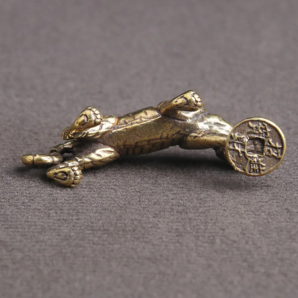 

2Pcs Brass Tiger Keychain Pendant Creative Key Ring Hangings Fashion Jewelry Charm for Bags Cars Key Chain Pendant