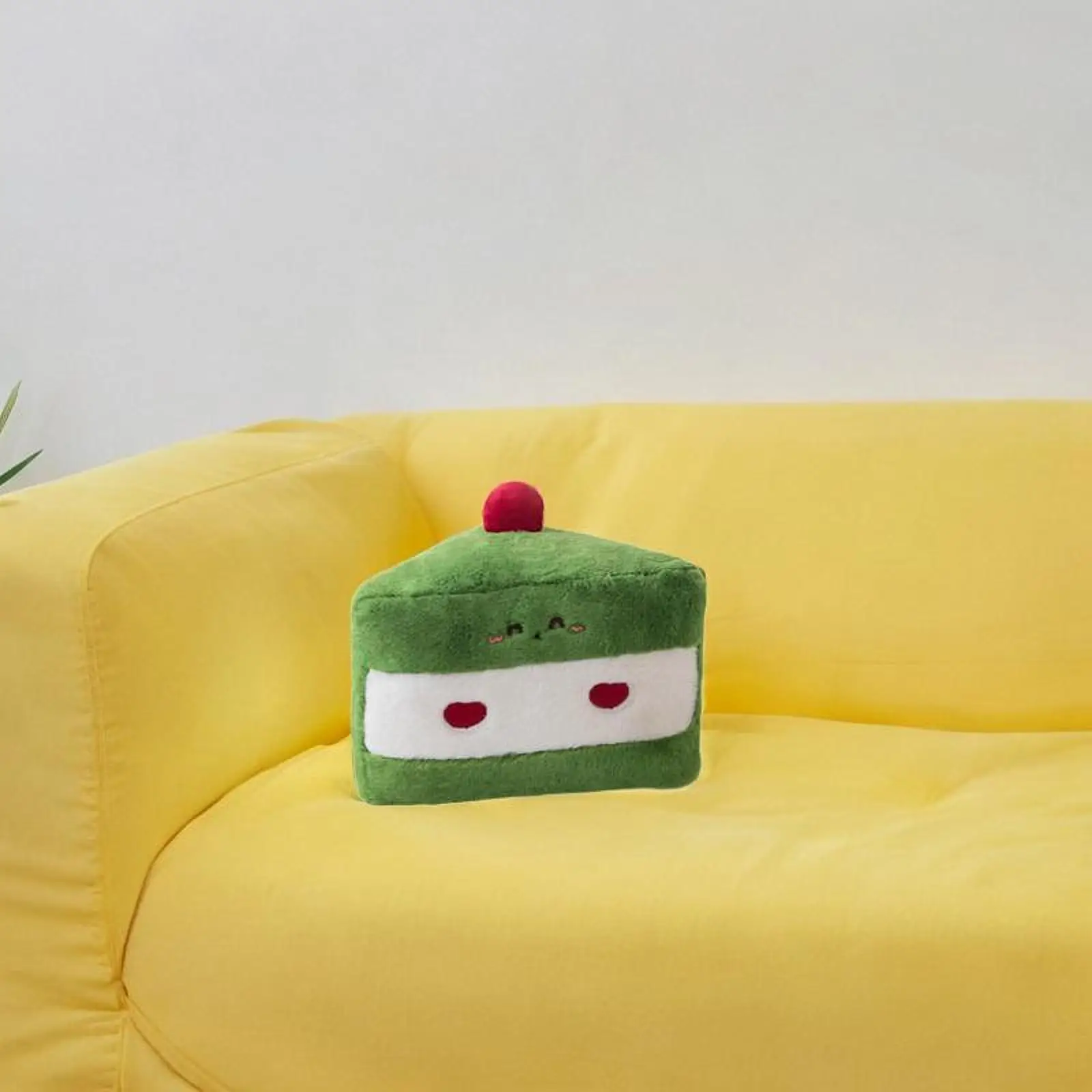 

Мягкая плюшевая подушка-торт, съемная, в виде мультяшного персонажа, декоративная подушка-торт для гостиной, спальни, кровати, домашнего офиса