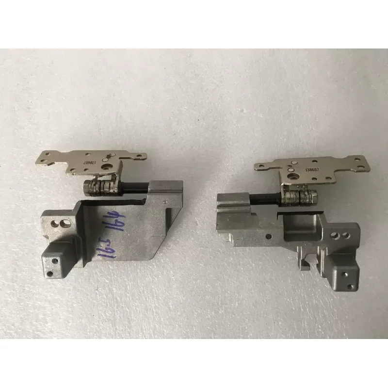 Screen Shaft Hinge for Dell Alienware M18X R3 Alien 18 Brand New Original