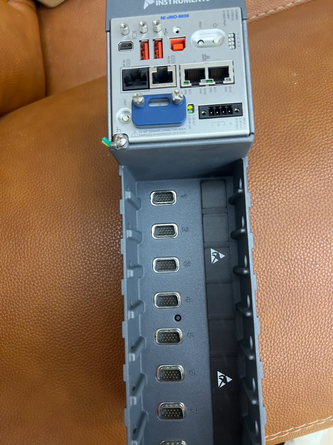 NI CRIO-9038 Enclosure 8-Slot CompactRIO 1.33 GHz Dual Core CPU 90% ใหม่