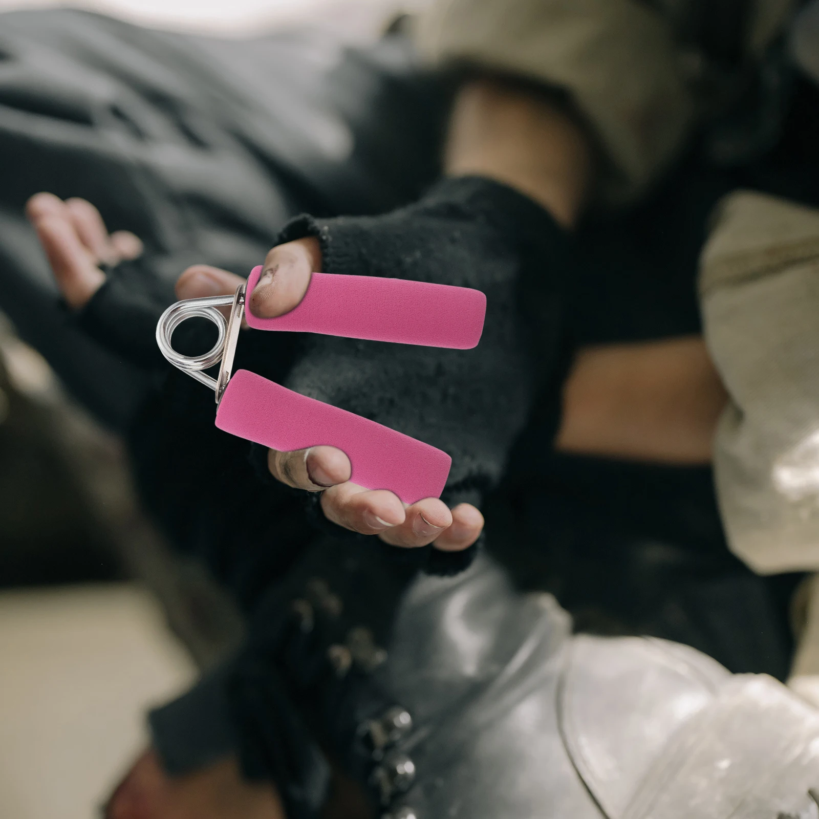 

2Pcs Hand Grip Strengthener Heavy Strength Trainer Hand Gripper Metal Finger Exerciser Wrist Device