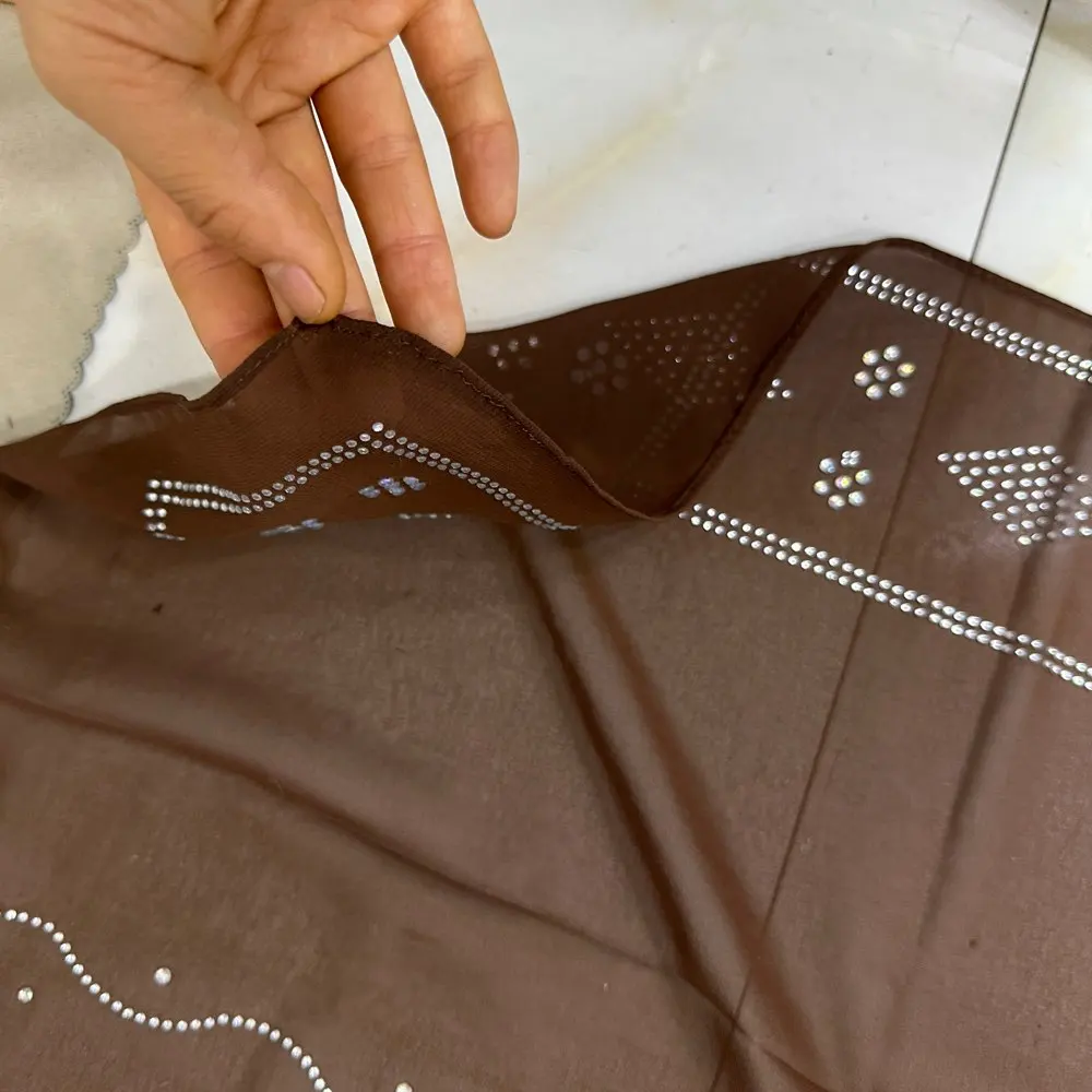 2026 Kleiner 70x180cm Chiffon Neuer Afrikanischer Netz-Hijab-Schal für Muslimische Frauen Afrikanischer Dubai Islam Kopftuch Bestickte Schals – Detail 27
