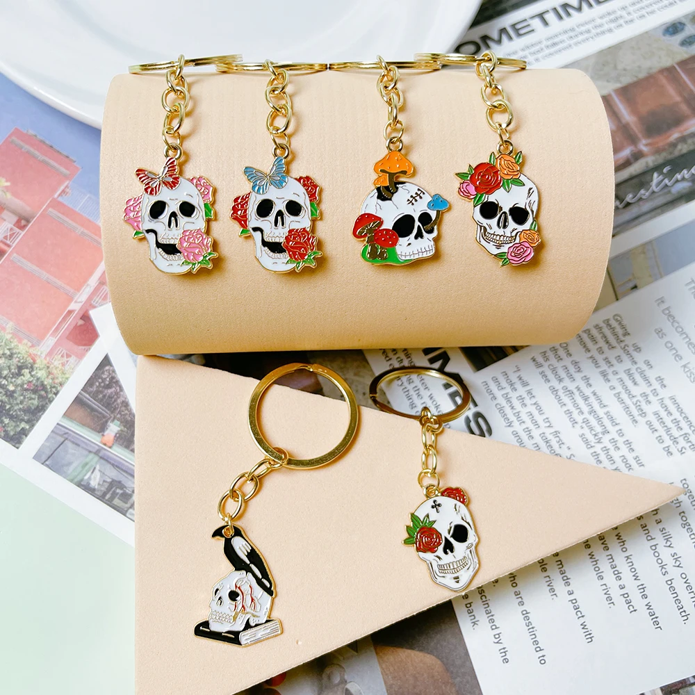 15pcs Gothic Charm Rose Skull Crow Keychain, Halloween Metal Keyrings Car Key Holder, Festival Party Gift For Family And Friends