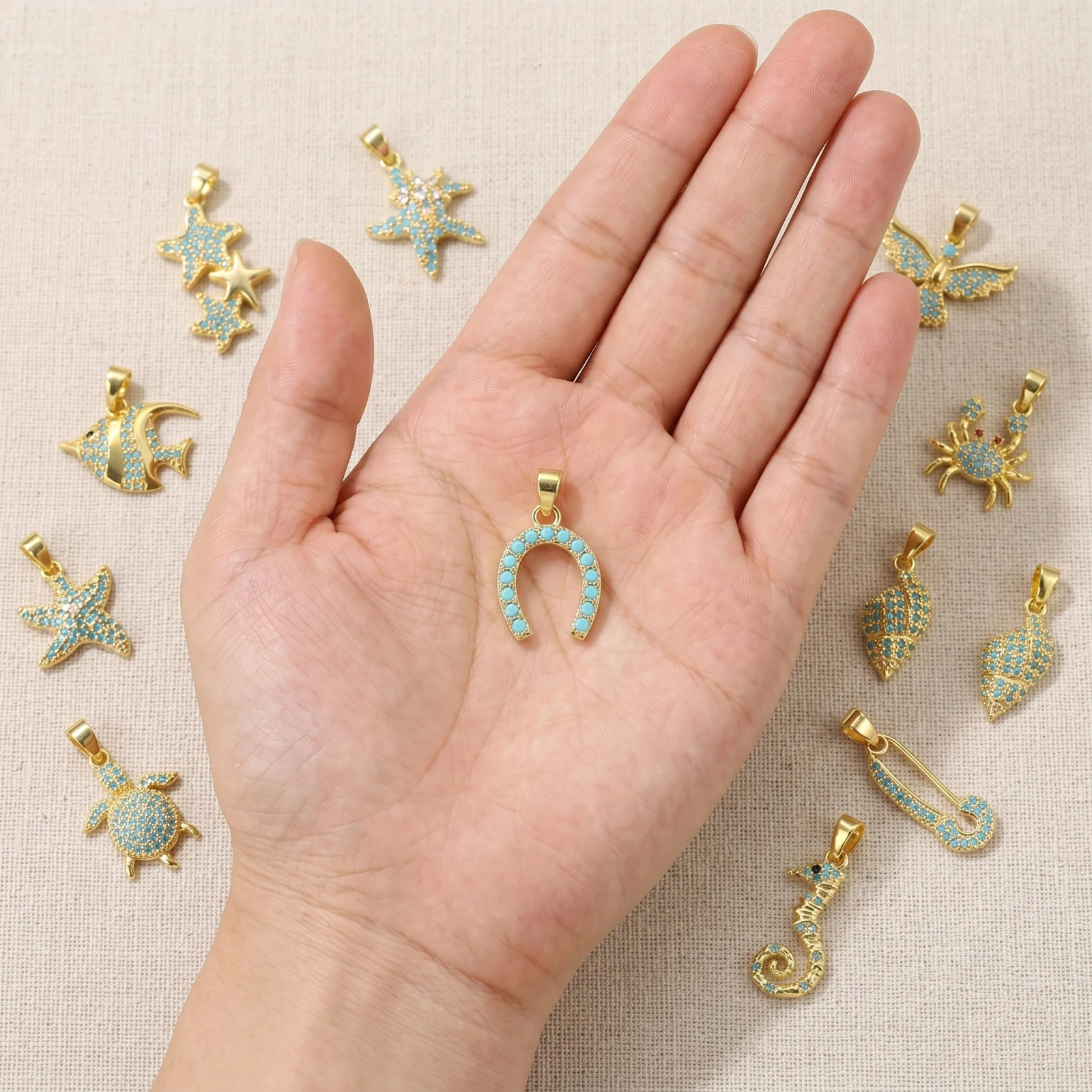 2pcs Micro Pave Blue Cubic Zirconia Pendants Starfish Luck Horseshoe Marine Fish Brass Charms For DIY Necklace Jewelry Making