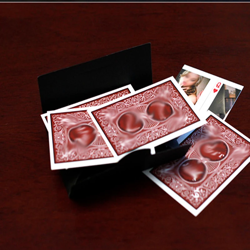 Funny Missing Piece Sex Magic Trick Disappeared Magic Joke Card Close Up Magic Tricks Magician Funny Gadgets for Party Show Game