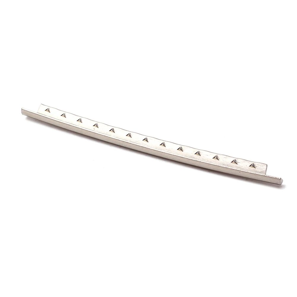 

22pcs 2.4Mm Wide 22 Cupronickel Electric Bass Guitar Fret Wire High Quality Manganese Alloy Silver Gg08 Guitar Fingerboard Fret
