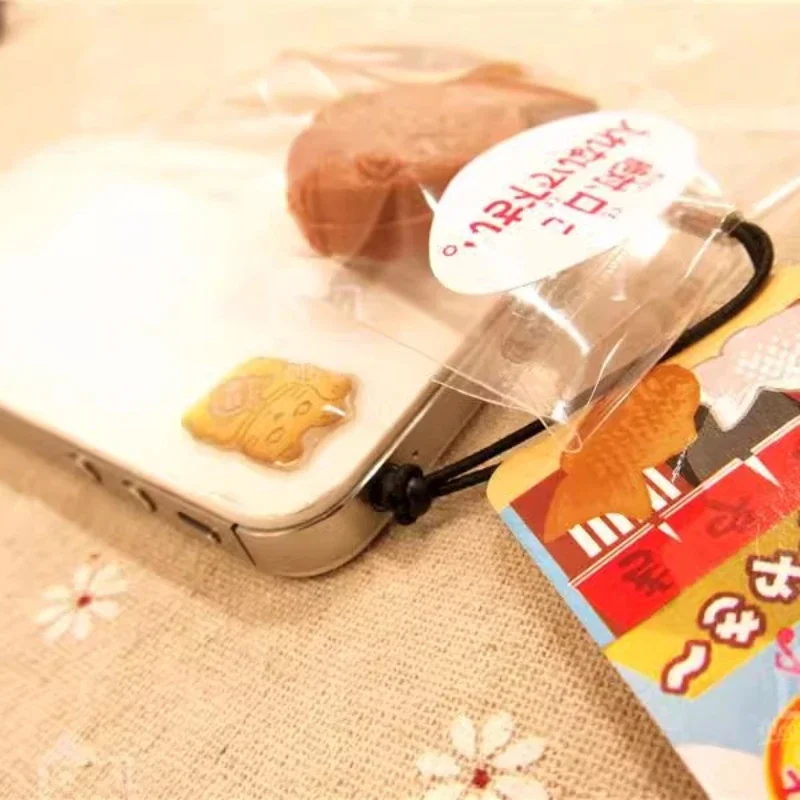 Oryginalna figurka anime Gashapon Cute Kawaii Squeeze Soft Taiyaki Fish Phone Dust Plug Stress Relief Brelok do kluczy Zabawki dla dzieci Prezent