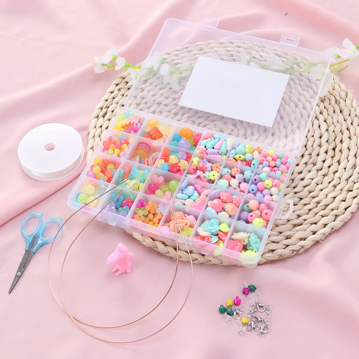 520Pcs Assorted Shapes Beads Set DIY Jewelry Kits for Girls Improve Intelligence Hand-Eye Coordination Creativity Gifts