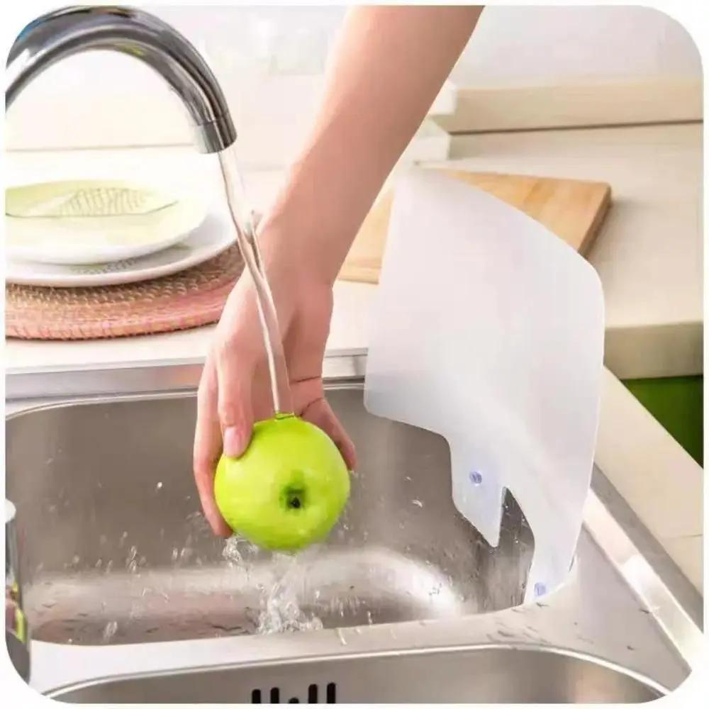 Durable Translucent Kitchen Anti-splash Baffle with Suction Cup Resin Anti-Splash Screen Kitchen Tools Sink Water Barrier