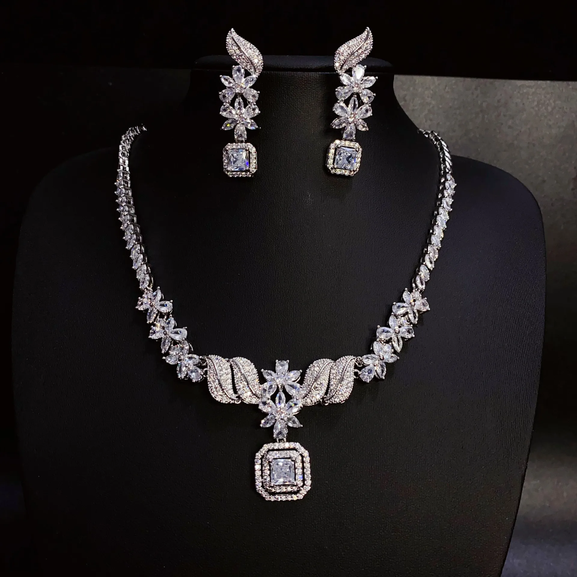 HIBRIDE New Simple Vintage Leaf Zirconia Necklace Earrings Ladies Jewellery Set Luxury Summer Prom Party Wedding Hundred S-723
