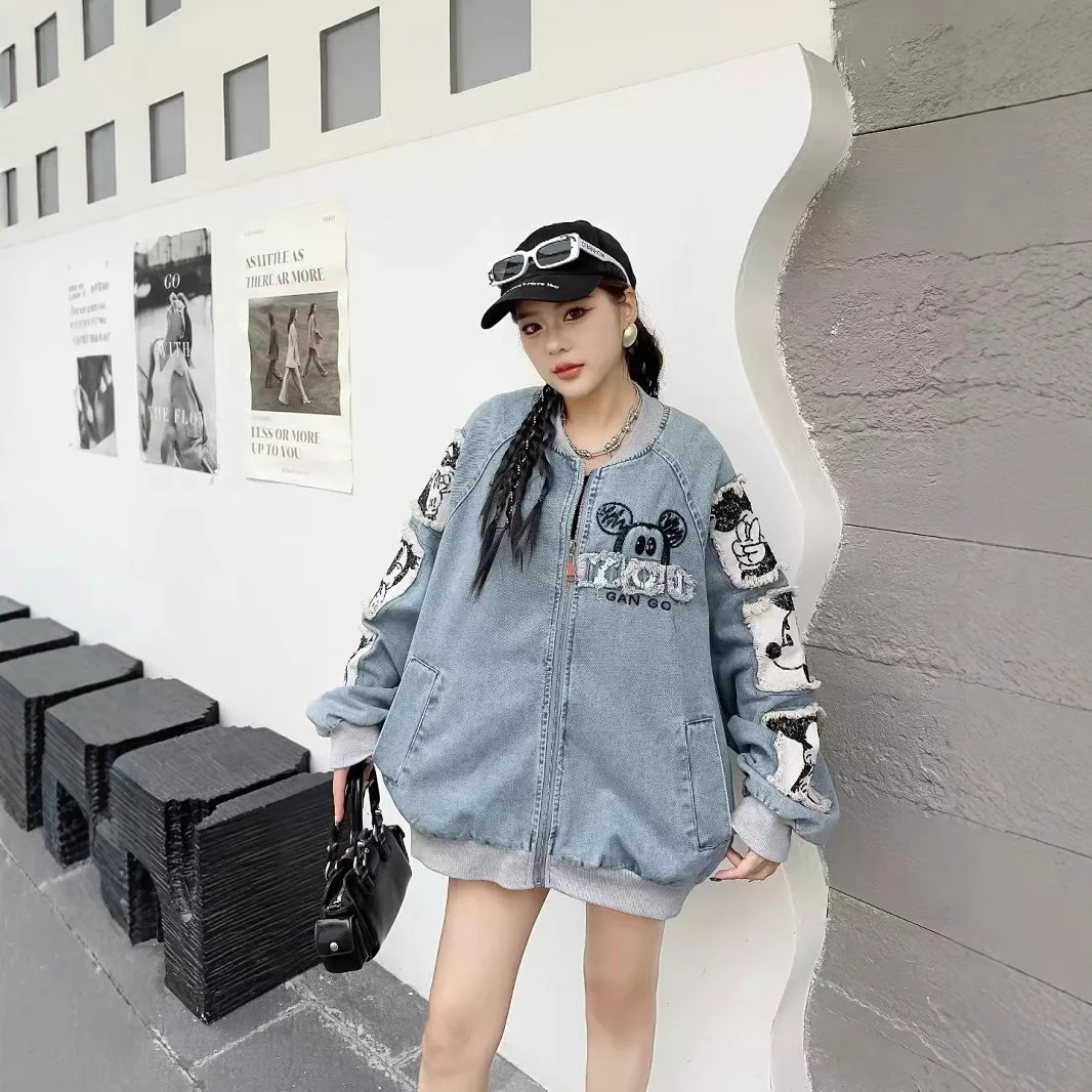 

MINISO модный брендовый бейсбольный трикотаж, новинка весны и осени, джинсовая куртка с мультяшной наклейкой, женская свободная куртка на молнии с длинными рукавами, топ