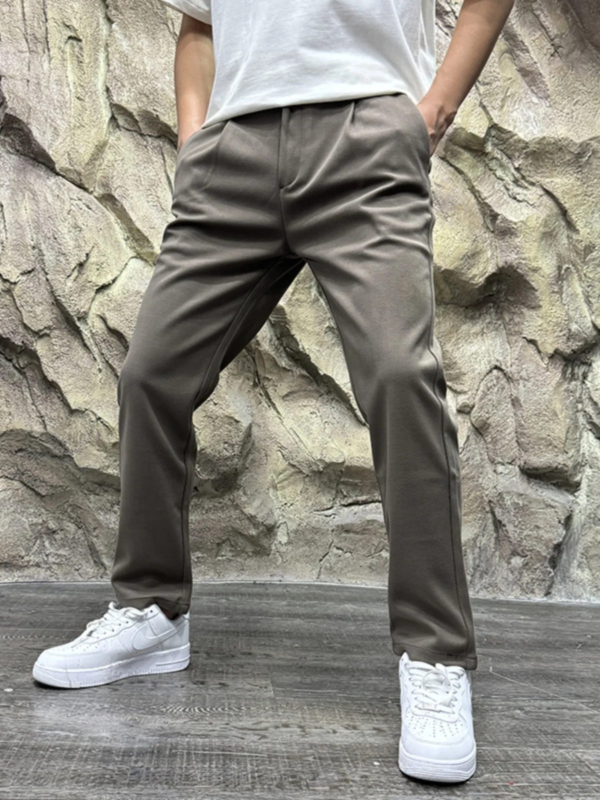 شتاء جديد الرجال Faionable لينة Fce اصطف عمودي سراويل تقليدية مرونة الخصر الشباب Sle ارتداء اليومي مستقيم الساق Tro...