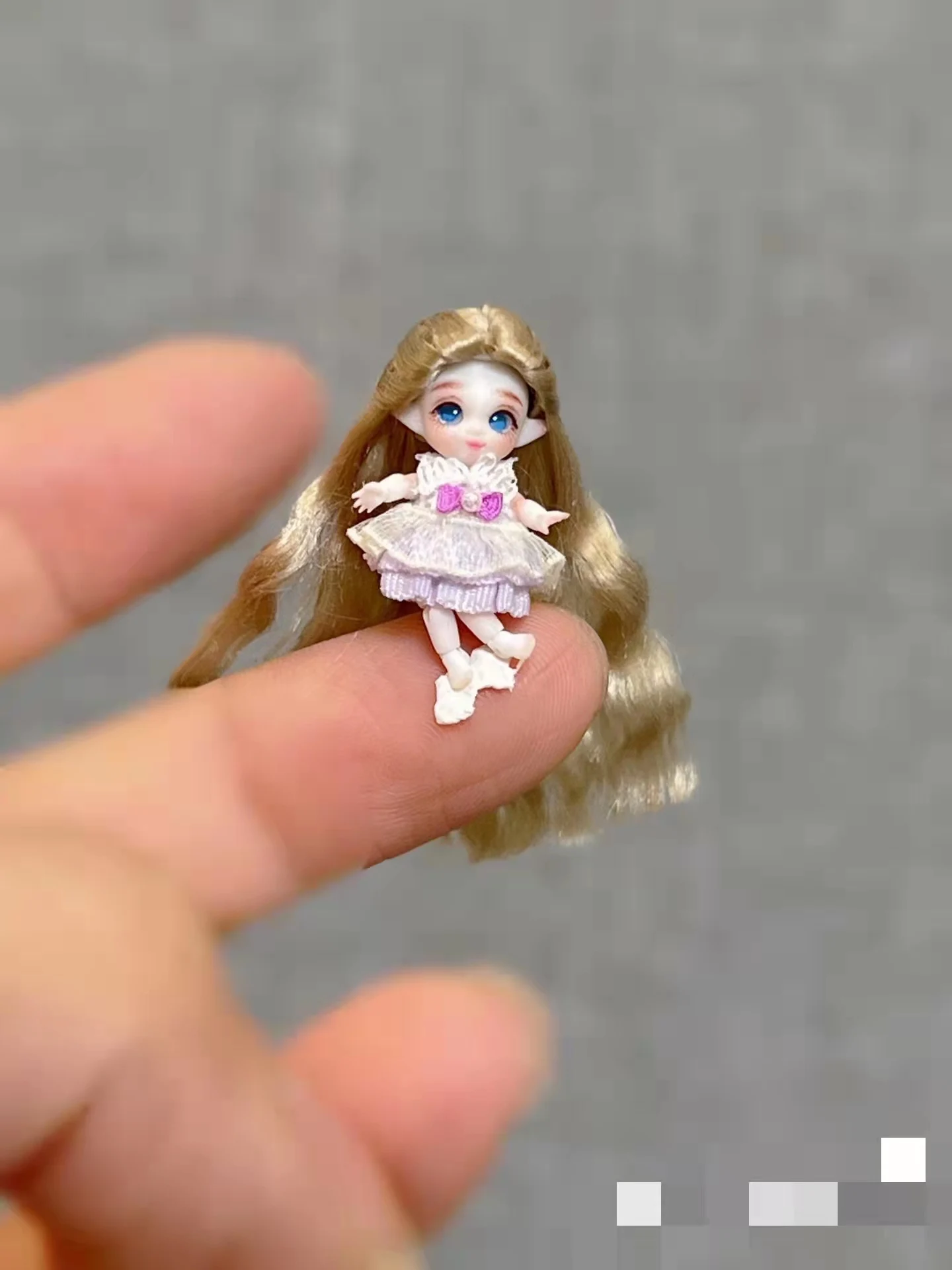 BJD doll mini doll 2.2 cm doll hair action doll children's doll accessories Girl toy all for 1 real and free shipping Ornament m