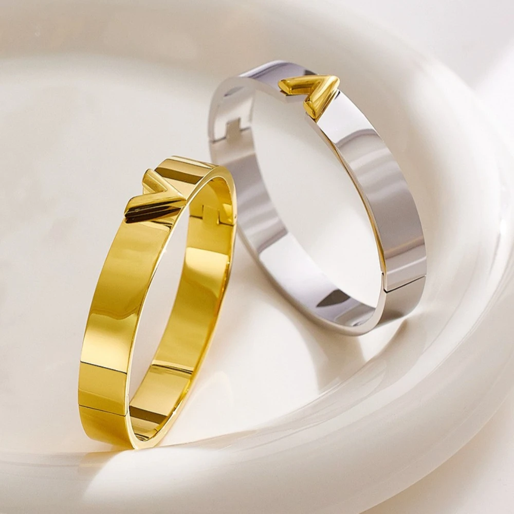 Women  Bangles with Pasta Fork Design, Bracelet Open Arm Cuff Accessories Ring Sets