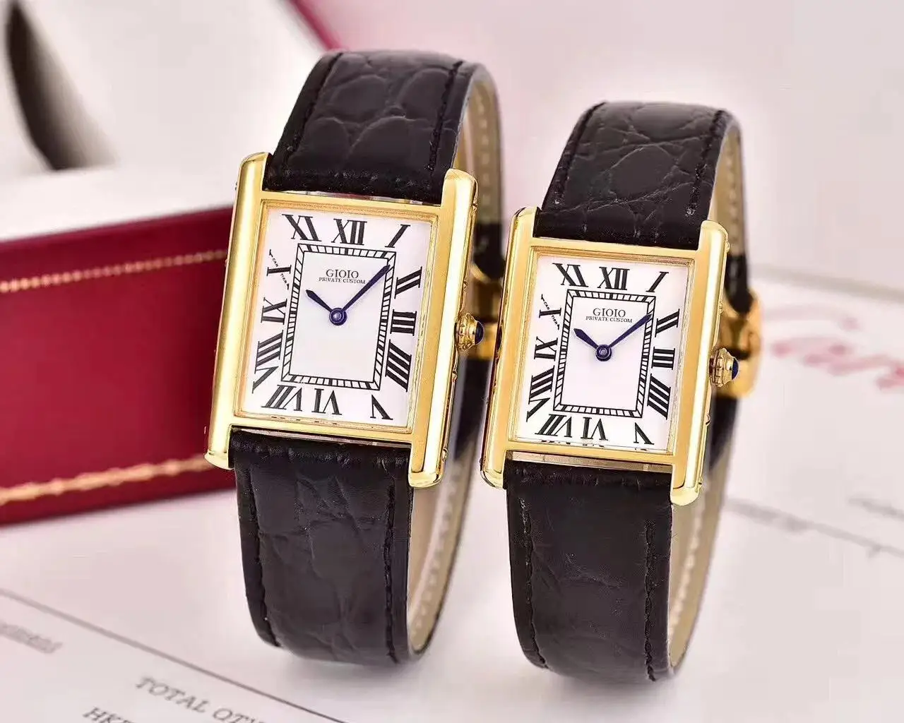 

Luxury New Quartz Watch for Women Lady Stainless Steel Gold White Rome Dial Brown Black Leather Watches