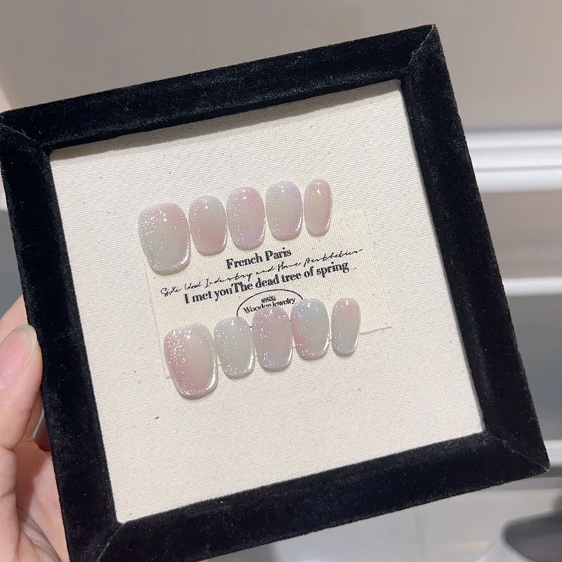 10PCS süße coole bunte Cat Eye kurze quadratische runde handgemachte Presse auf Nägel glänzend einfache Ins Nagel tragbare süße falsche Nagelspitzen