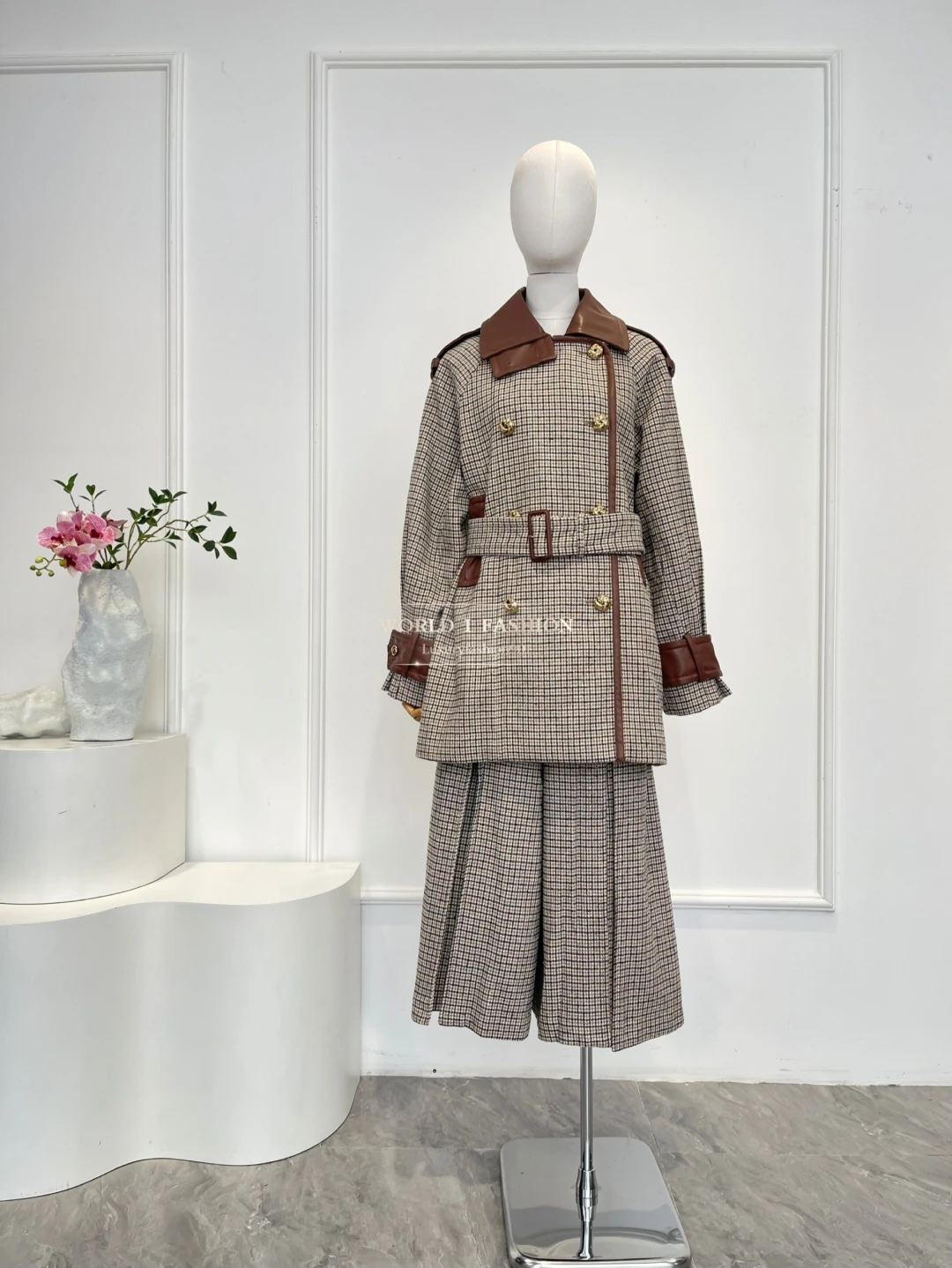 

Light Brown Plaid Tweed Leather Patchwork Long Sleeve Jacket Tops and Pants Set