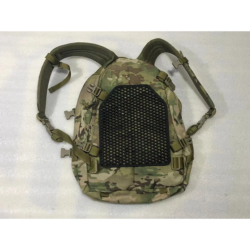 Almohadilla refrigeración transpirable para chaleco táctico y mochila - imagen 3