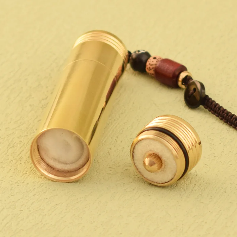 Portable Antique Copper Lighter Thin Cylinder Brass Lighter Retro Unusual Gasoline Lighter EDC Gadget 72mm * 22mm