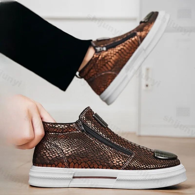 2025 خريف جديد المتخصصة تصميم عالية أعلى سميكة سوليد أحذية كاجوال للرجال موضة الاتجاه تنوعا مريحة عدم الانزلاق أحذية بوت قصيرة #5