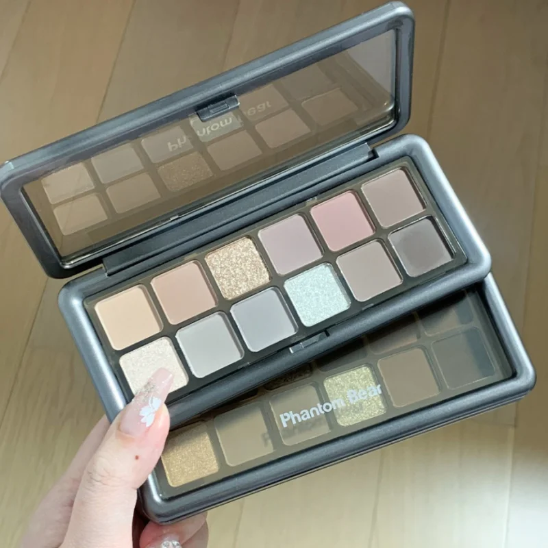 

High Quality Eye shadow plate Earth-tone gray-pink cement tray12Color Low-saturation pearlescent