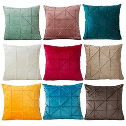 18x18 inches Velvet Throw Pillow Covers Checkered Grid Decorative Cushion Cover Pillowcase for Sofa Christmas Red Pillowcase