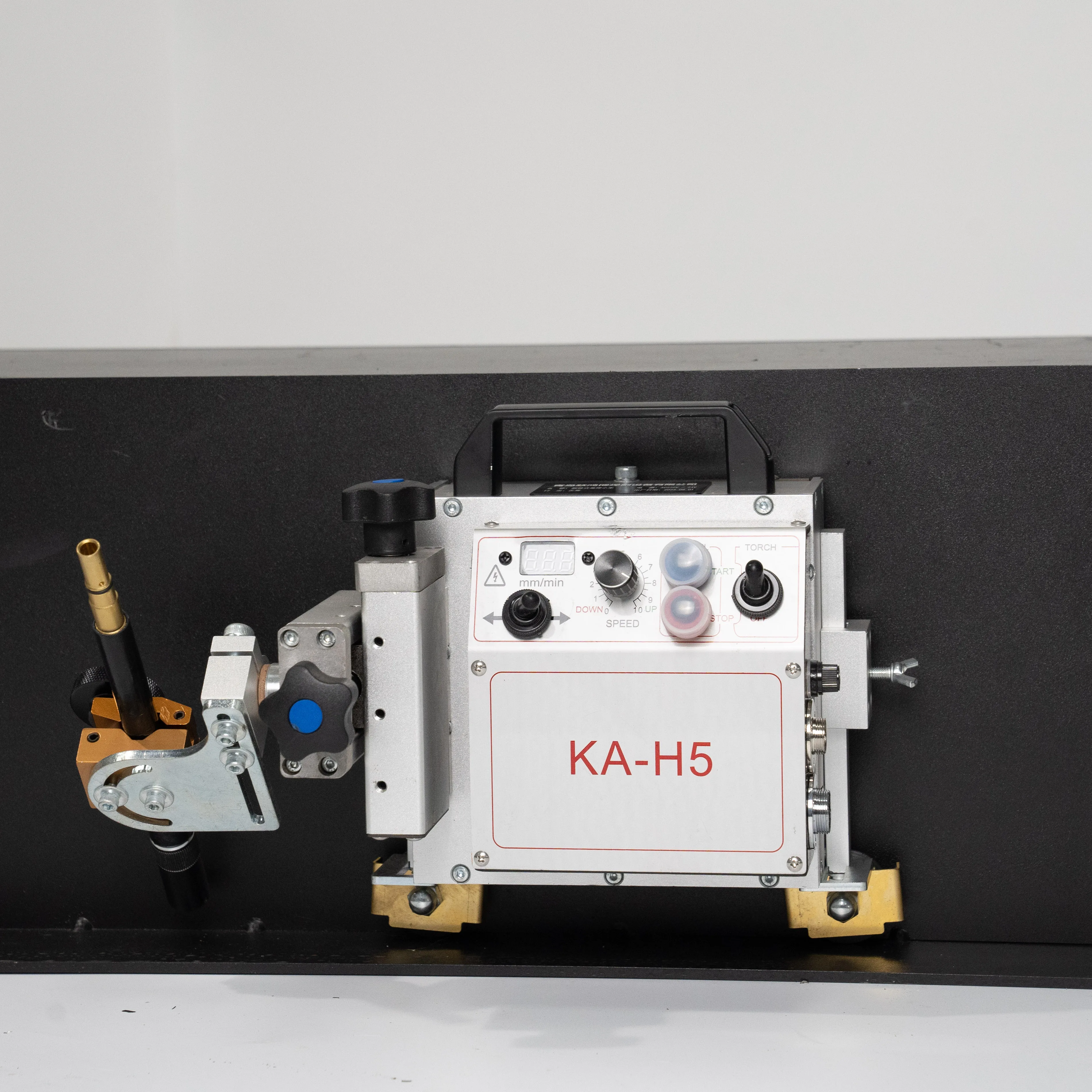 New Innovation KA-H5 I-beam Double Gun Welding Robot Trolley With Four-Wheel Drive And Aluminum Alloy Construction