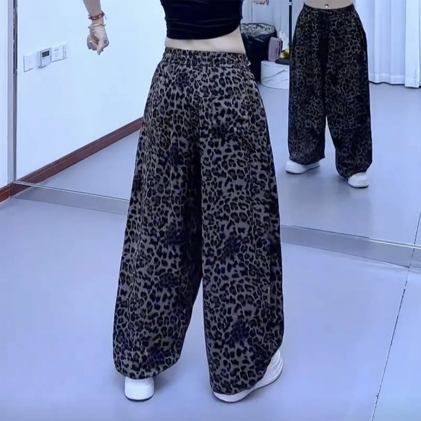 summer-leopard-print-casual-square-dance-pants-women's-loose-wide-leg-fashionable-straight-cut-yoga-fitness-trousers