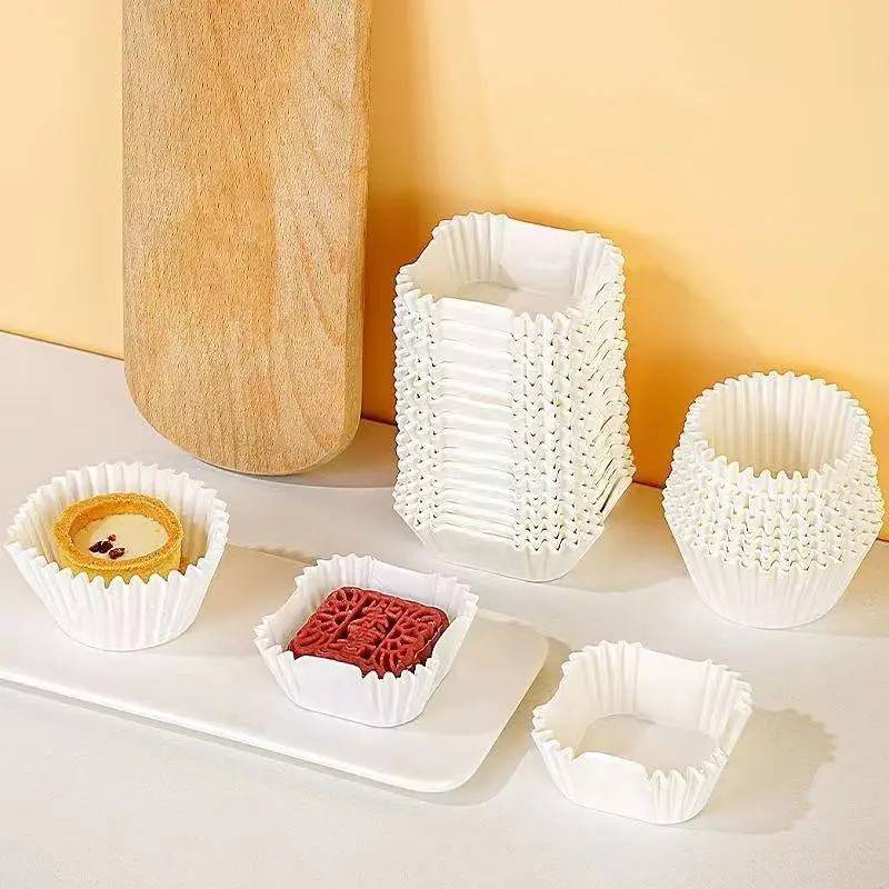 100/250 unidades de bandejas de papel para pastelitos a prueba de aceite, forros cuadrados para hornear brownies, tamaño mediano 45-62 mm, tazas para postres Xue Meiniang