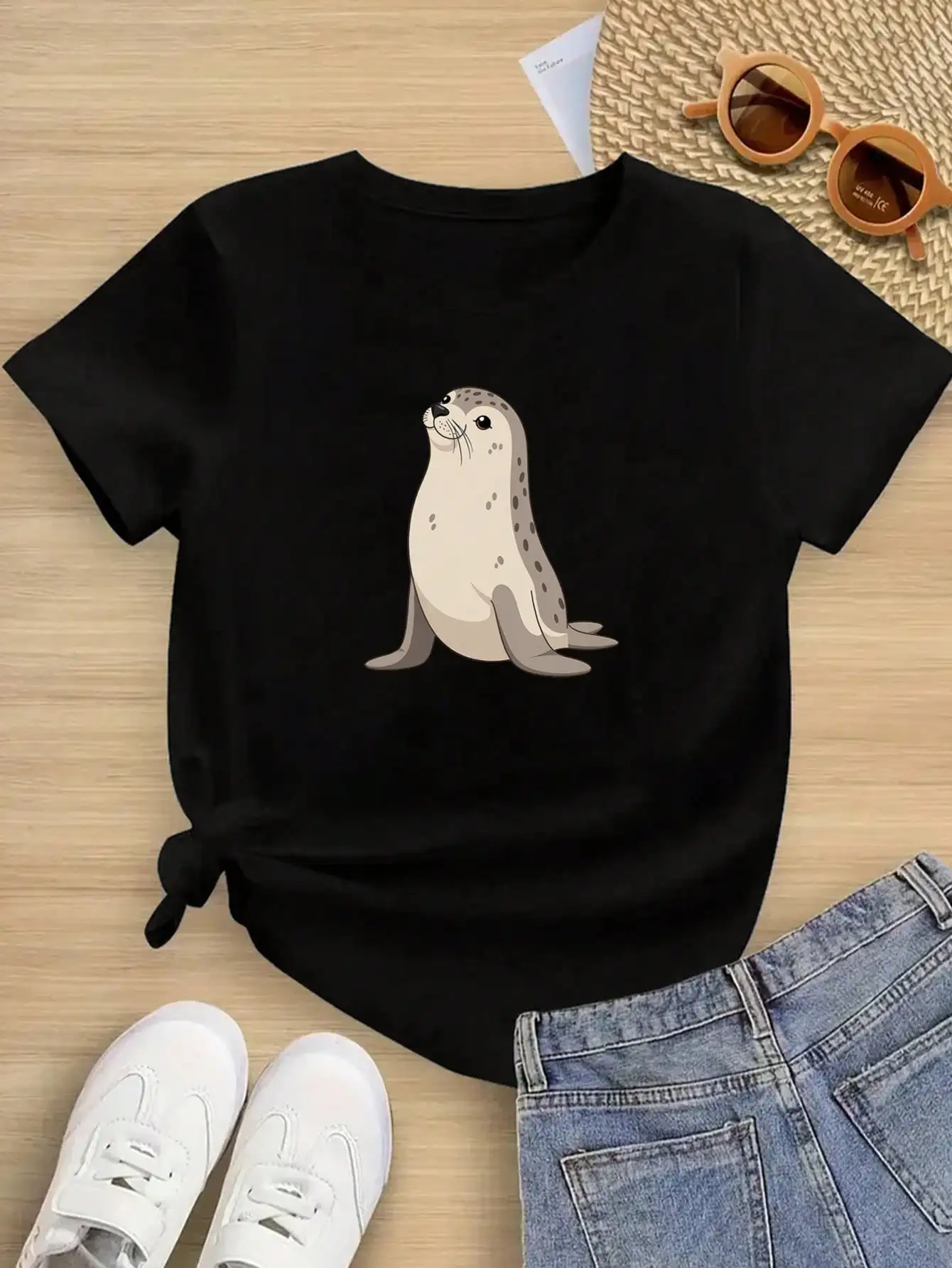 

Youngsters' Animal Cotton T-Shirt, Black Tee With Cartoon Seal, Comfy & Cute Marine Art Print Top For Boys & Girls
