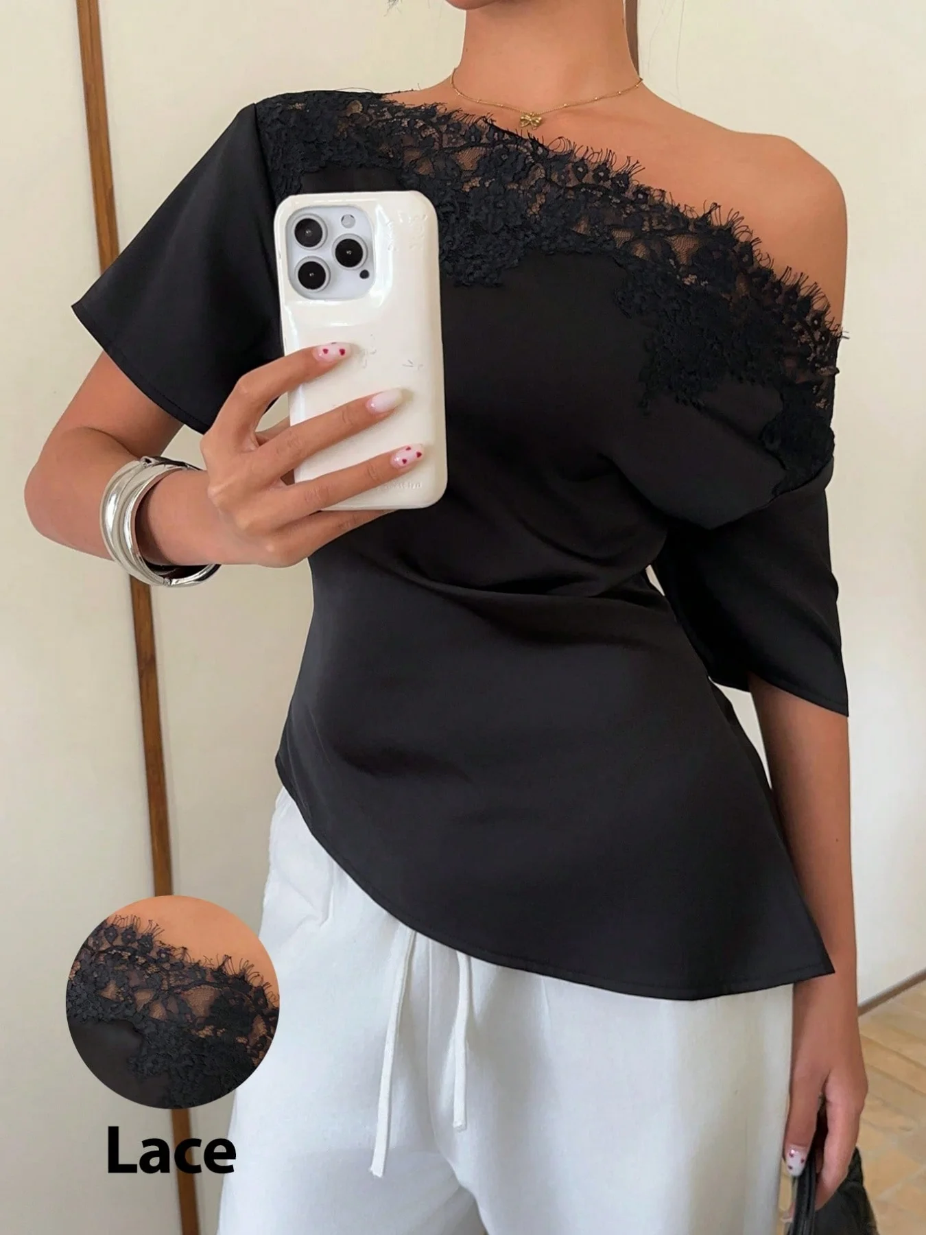 Sommermode Neuheit: Spitzen-Patchwork Asymmetrisches Top mit Unregelmäßiger Taille, Glamouröses Satin-Oberteil in Unifarbe mit Kurzen Ärmeln – Detail 5