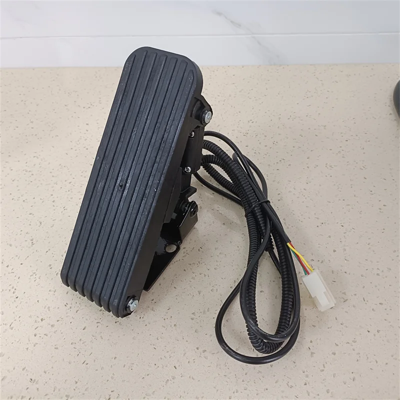 EFP-05 0-5V Electric Vehicle Throttle Controller Forklift Sprint Booster Golf Cart Accelerator Pedal Commander