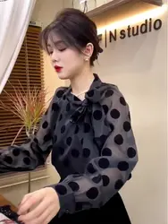 Popular Black Polka Dot Shirt for Women Unique Chic and Super Good-looking Short Sleeved Top