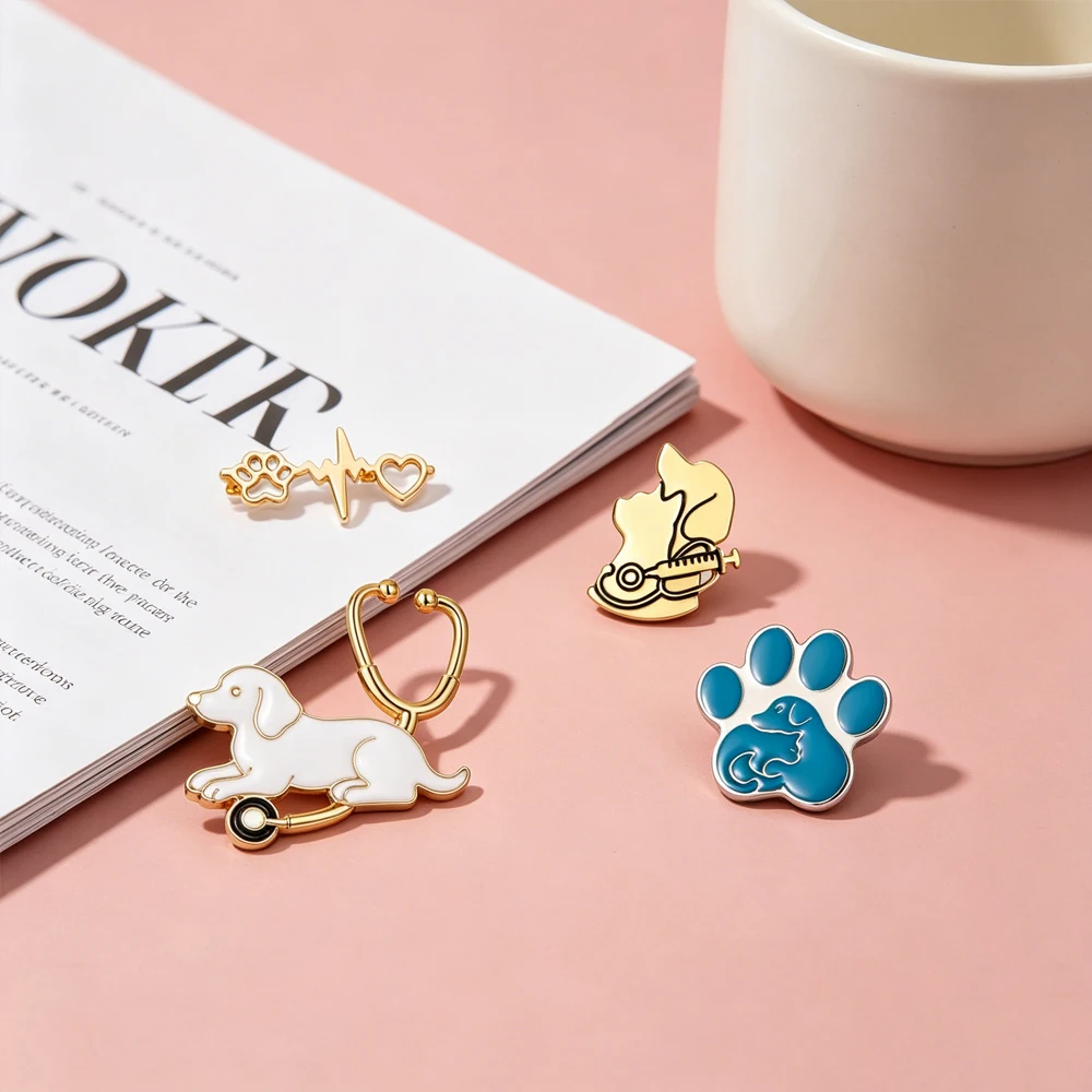 Fashion Pet Doctor Enamel Pin - Body Jewelry Websites 评论和价格
