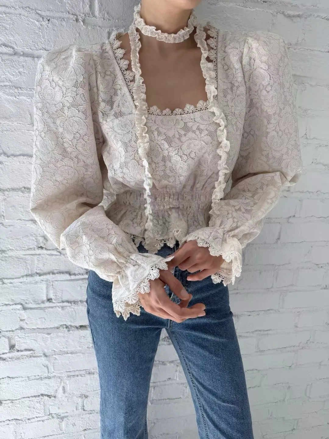 

Faionable Lace Splice Square Collar Waist-Cinching irt Dongda Gate New Autumn Sle Women's Premium Sweater