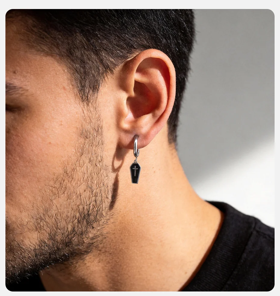 Vnox Herren-Ohrringe mit durchbohrtem geometrischem Kreuz, Creolen aus Edelstahl für Gothic-Punk-Street-Style, religiöses Geschenk für Ihn – Detail 2