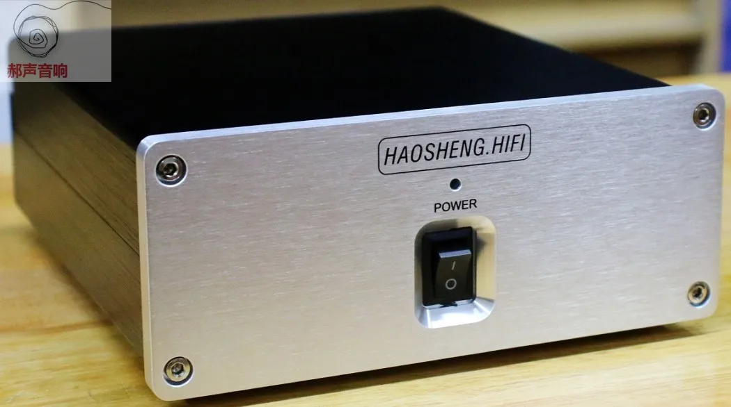 

Сбалансированный предусилитель / Небалансированный для сбалансированного / Сбалансированный для несбалансированного / RCA-XLR Для DAC CD Звуковая карта Предусилитель Повышение звука