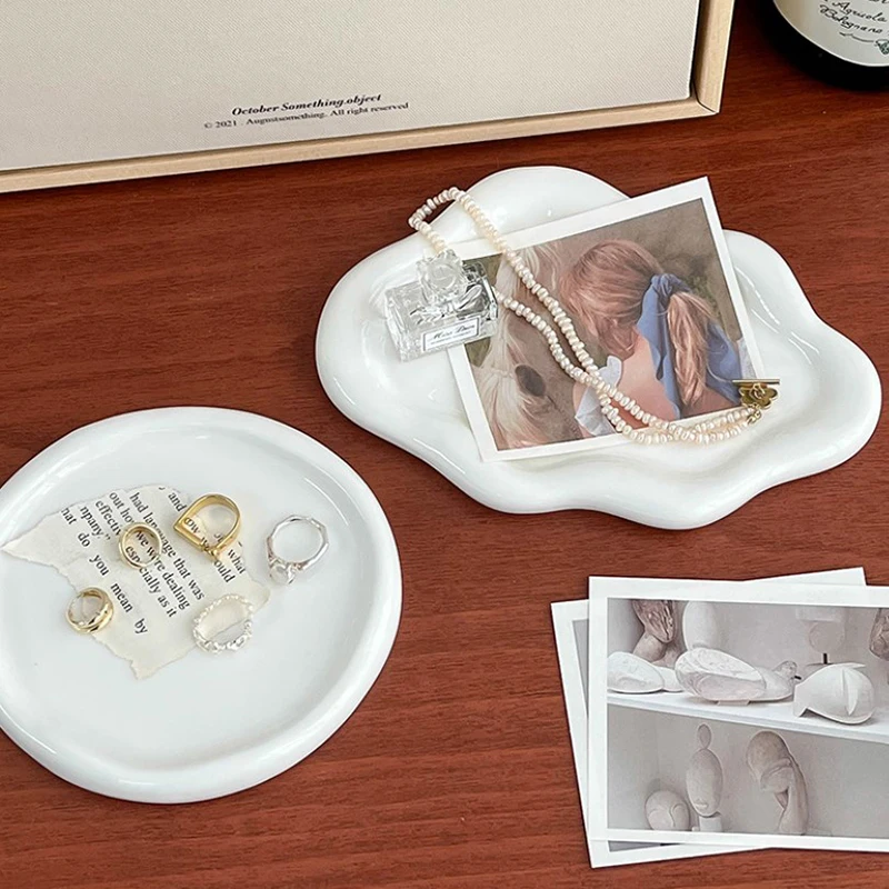 Jewelry Dish Creative Cloud Shape Ceramic Plate Carving Plaster Decoration Watch Keys Tray Holder Household Storage