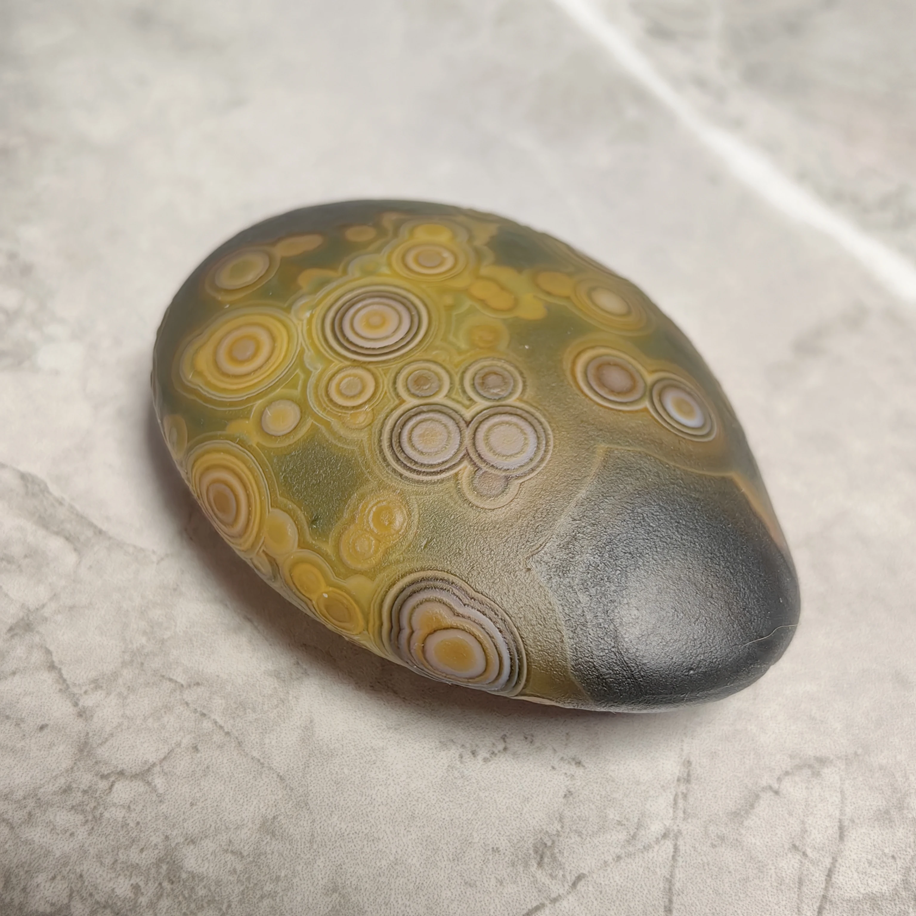Natural Rare Gobi Agate Fulled Eyes Pattern Palm Stone, Mineral Crystal Specimen for Reiki Spiritual Meditation  & Collection ﻿