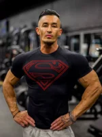 Camiseta de Manga Corta para Hombre, Otoño 2026, Nueva Ropa YOUNGLA, Secado Rápido, Transpirable, Elástica y Ajustada